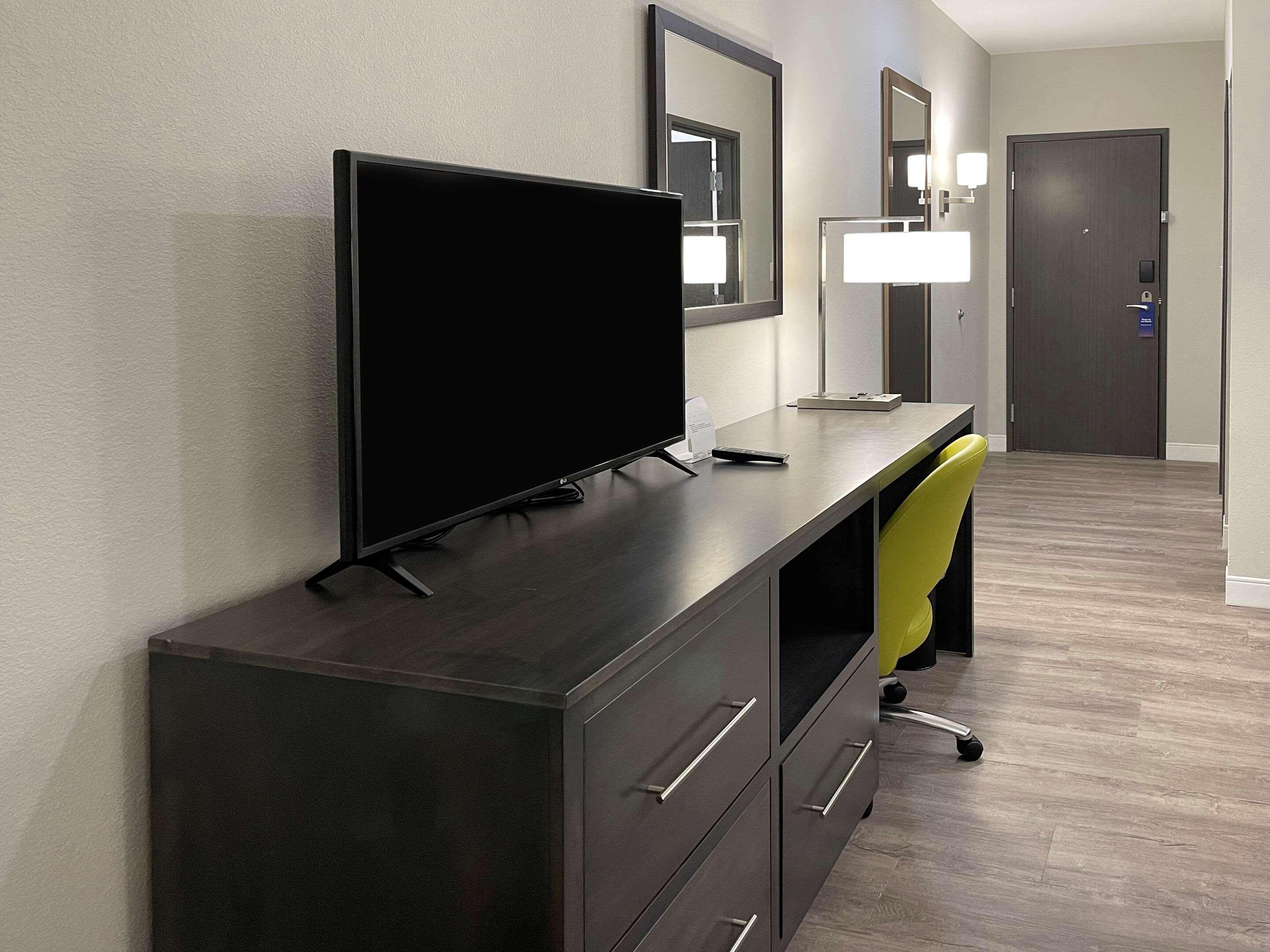 Comfort Suites Cincinnati University - Downtown Luaran gambar