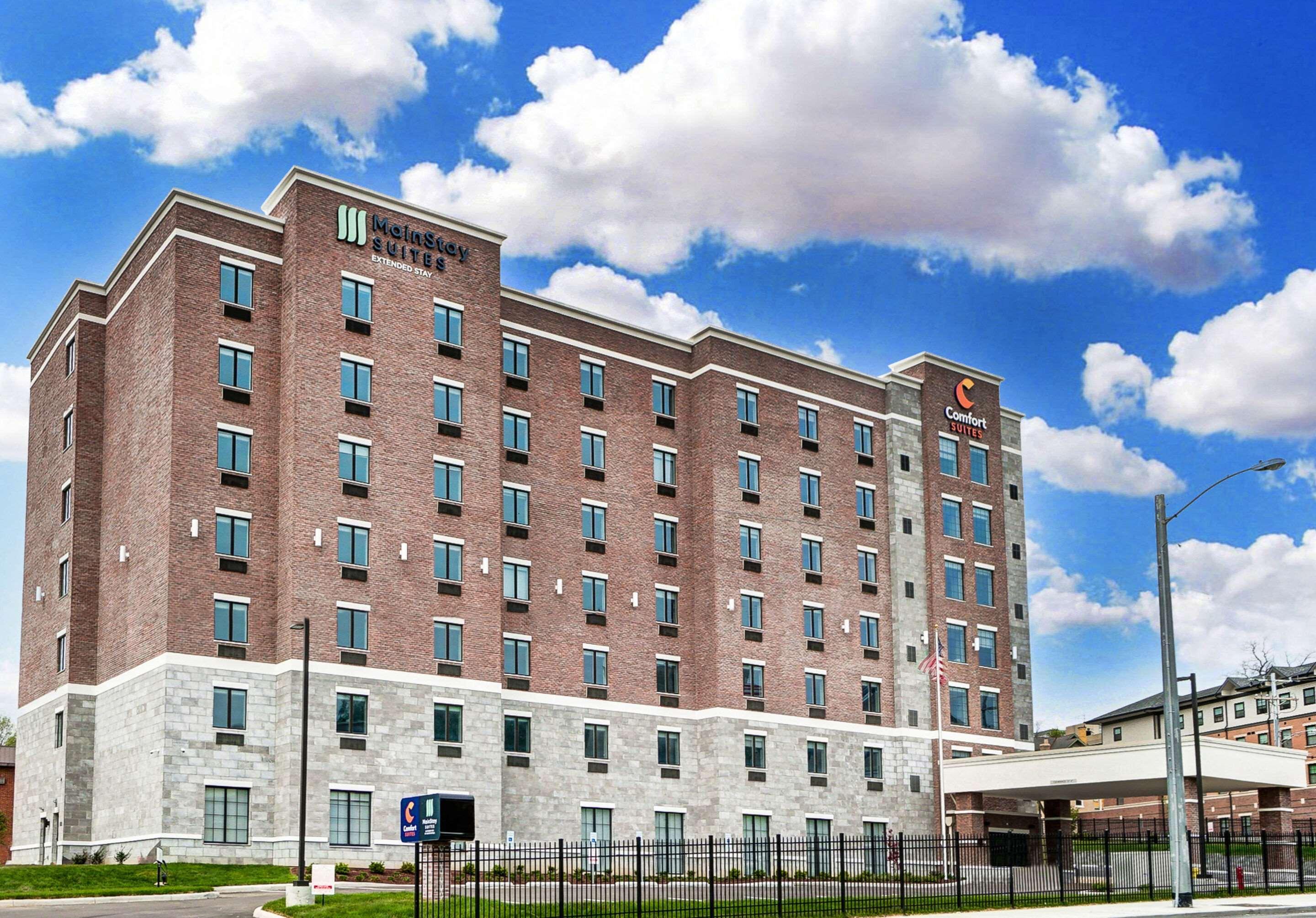 Comfort Suites Cincinnati University - Downtown Luaran gambar