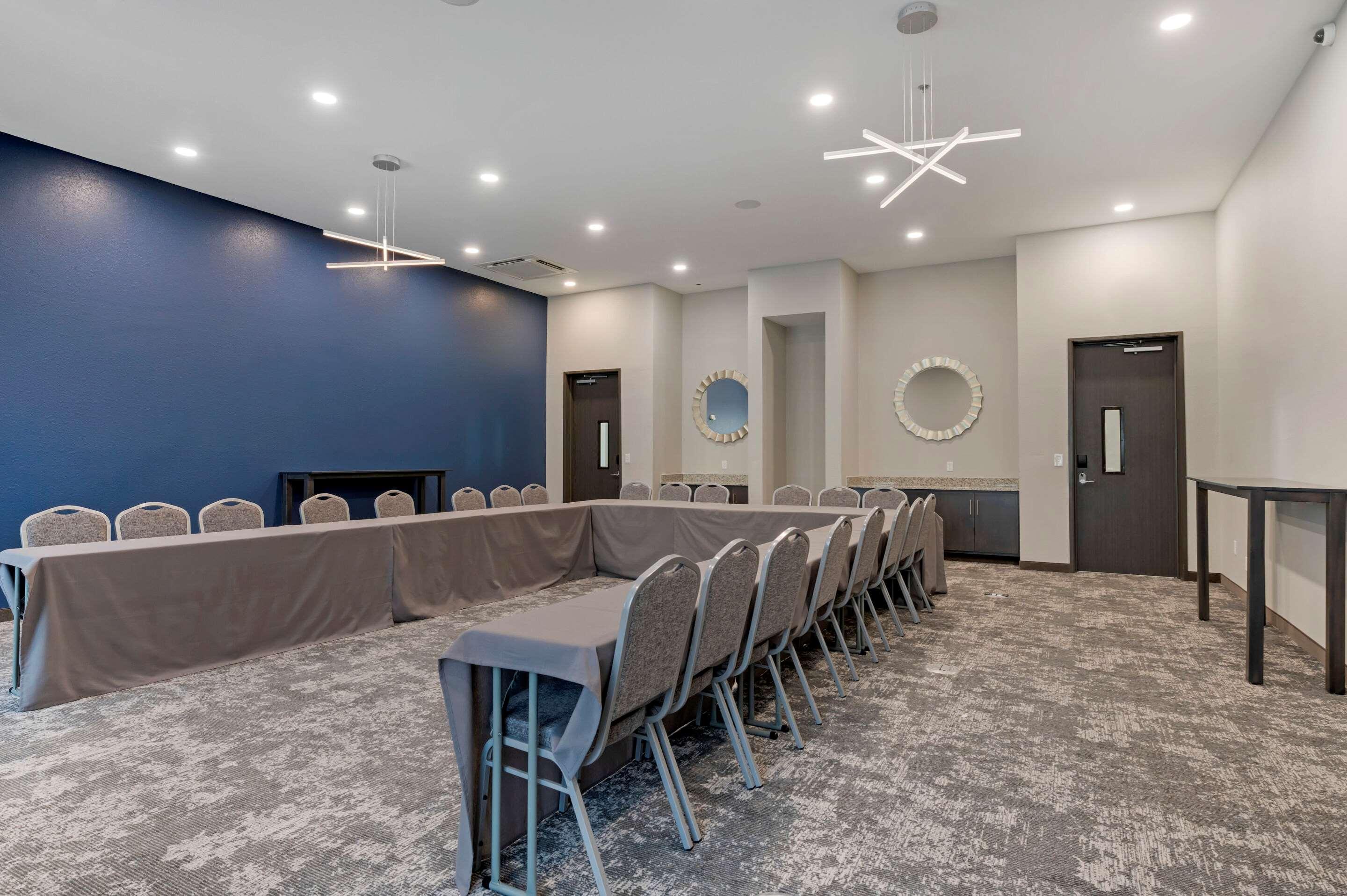 Comfort Suites Cincinnati University - Downtown Luaran gambar
